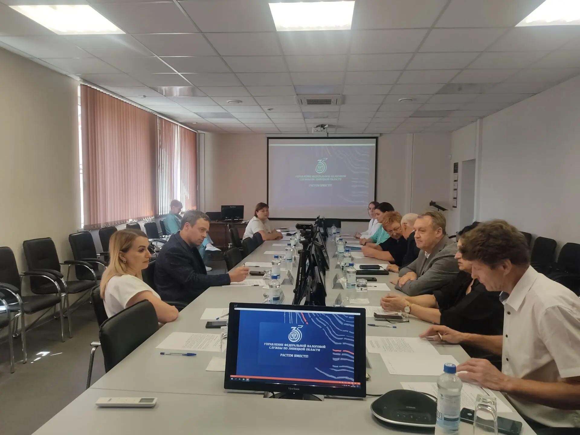 Изменения налогового законодательства рассмотрели на заседании Общественного совета